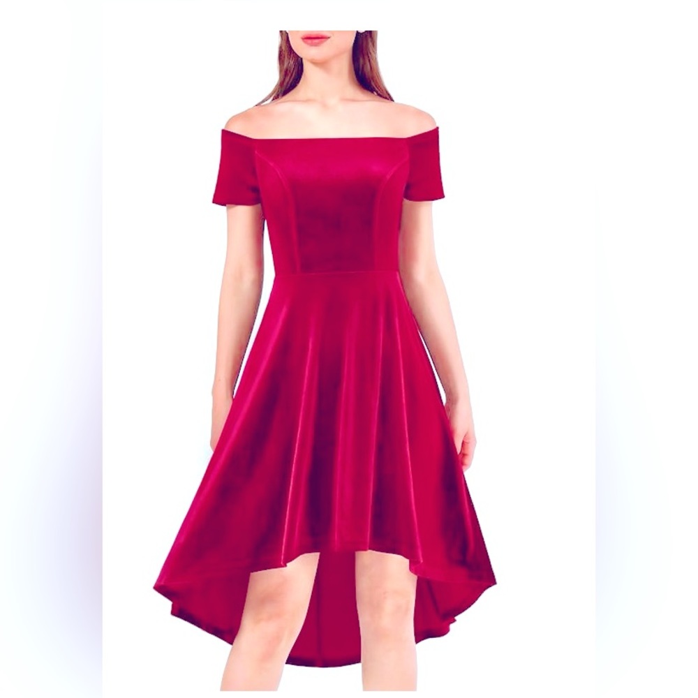 Beautiful Party Dress! Pretty and flattering off shoulder Hi-Lo Velvet D…